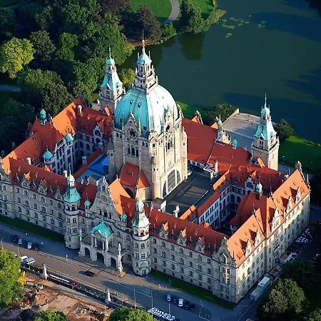 Modernes In Lage Komfortabel Eingerichtet Mit Arbeitsplatz Und Kueche - Geibelsuite Apartamento Hanôver