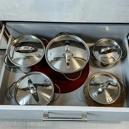 Apartamento Modernes In Lage Komfortabel Eingerichtet Mit Arbeitsplatz Und Kueche - Geibelsuite