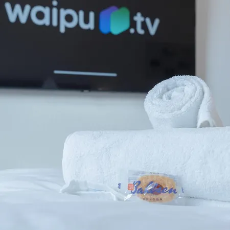 Modernes In Lage Komfortabel Eingerichtet Mit Arbeitsplatz Und Kueche - Geibelsuite Hanôver