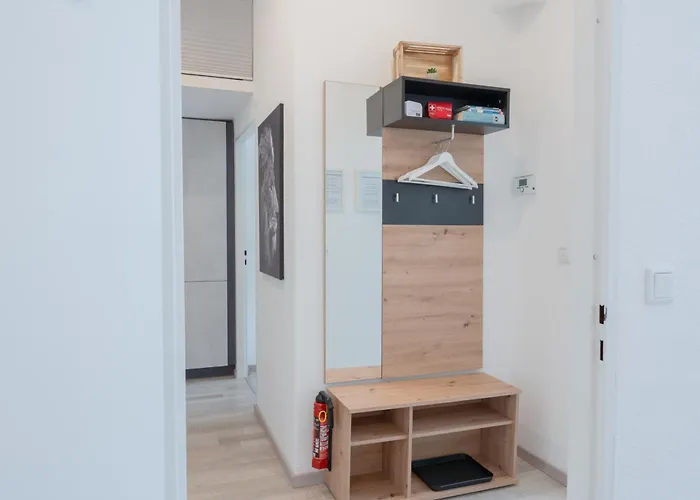 Appartement Modernes In Lage Komfortabel Eingerichtet Mit Arbeitsplatz Und Kueche - Geibelsuite *