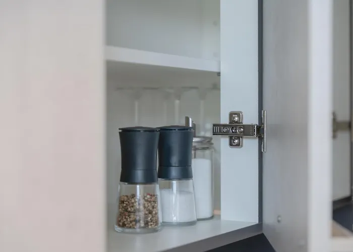 Appartement Modernes In Lage Komfortabel Eingerichtet Mit Arbeitsplatz Und Kueche - Geibelsuite Hanovre